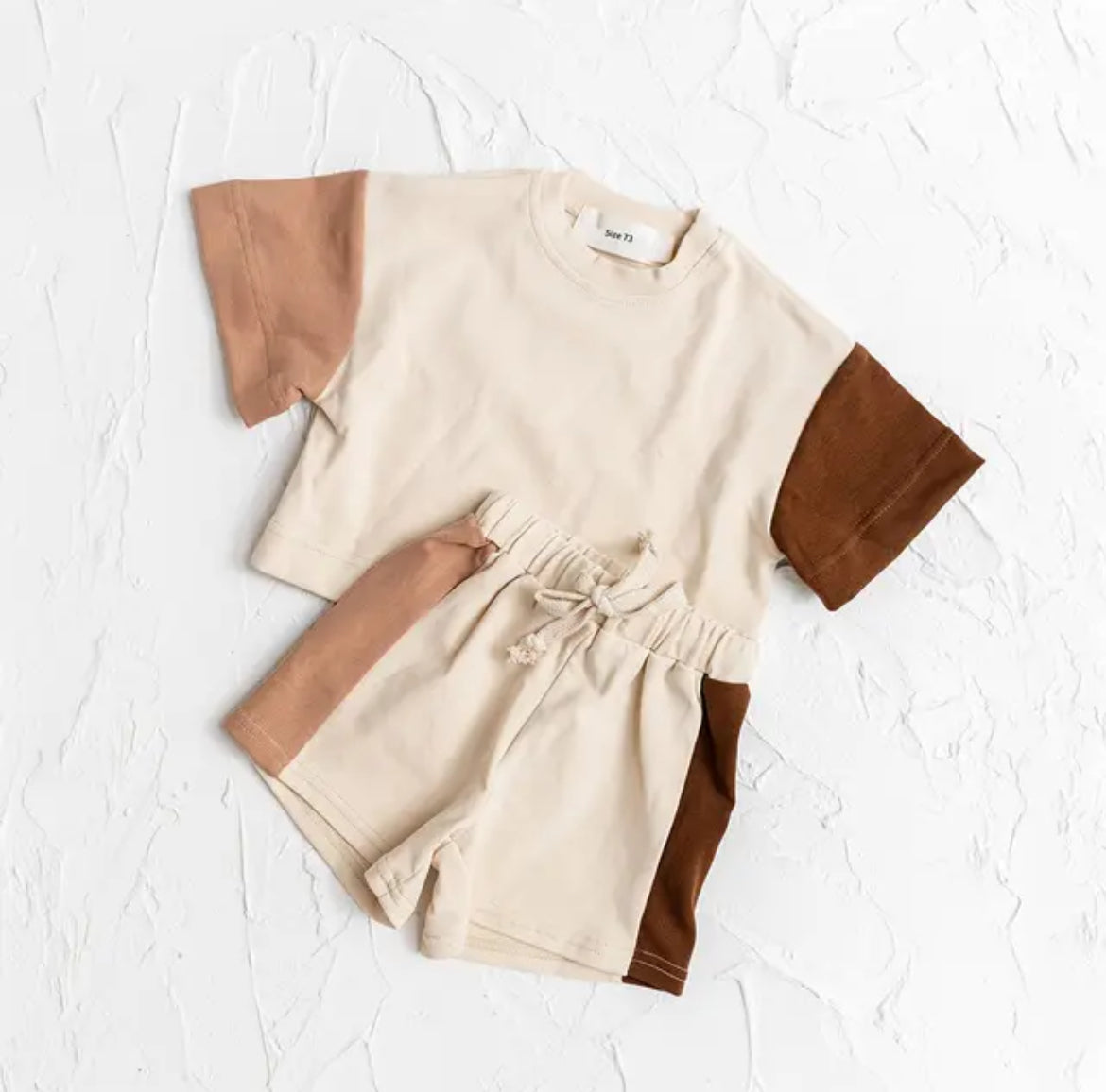 Beige shorts set